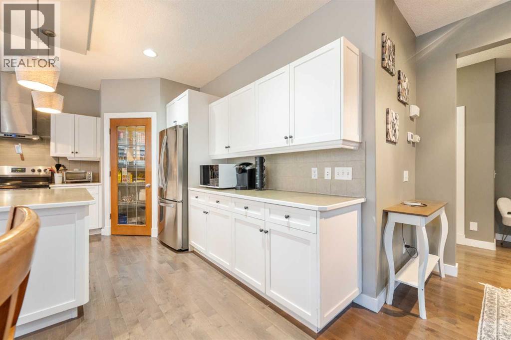 4 Crestridge Way Sw, Calgary, Alberta  T3B 5Z4 - Photo 15 - A2274271