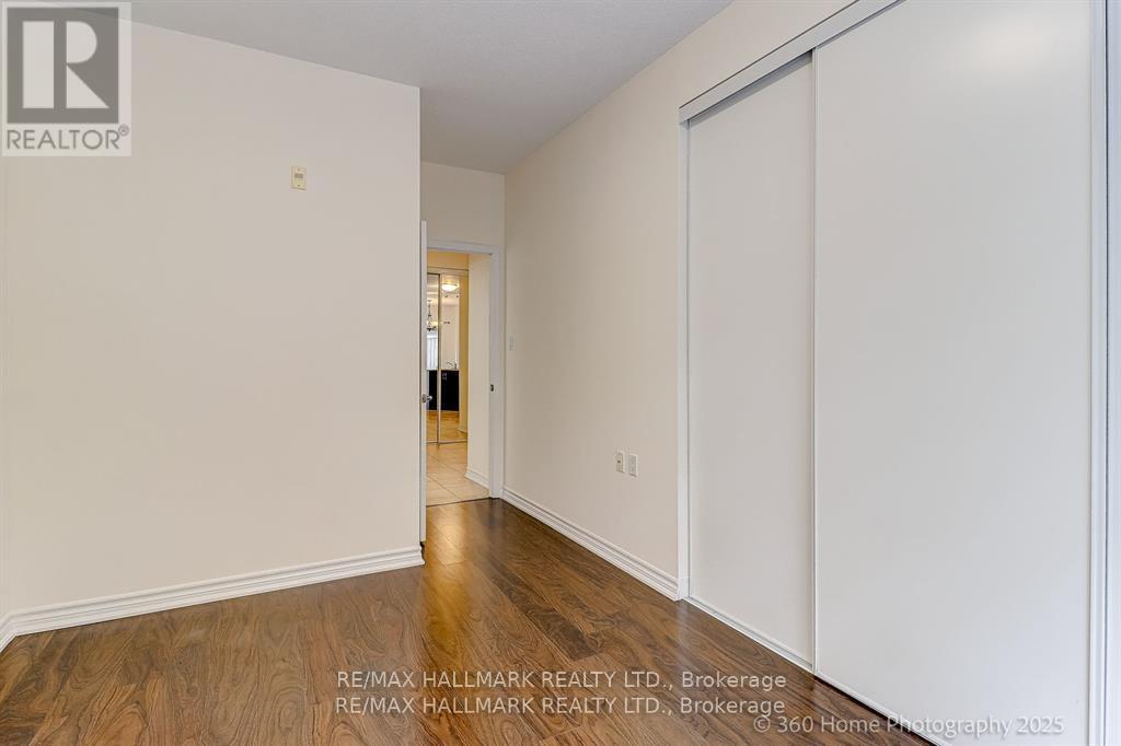 105 - 872 Sheppard Avenue W, Toronto, Ontario M3H 5V5 - Photo 12 - C12653094