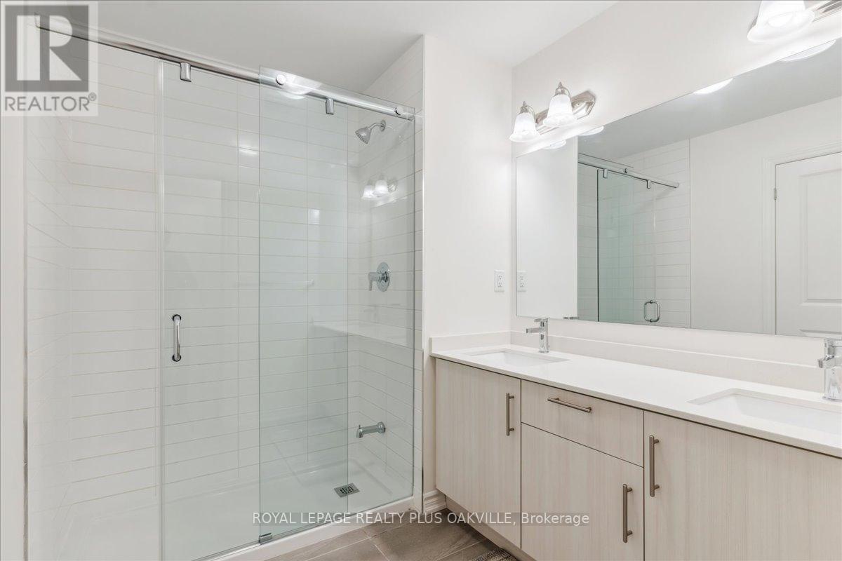 442 Bergamot Avenue, Milton, Ontario  L9E 1T8 - Photo 26 - W12653066