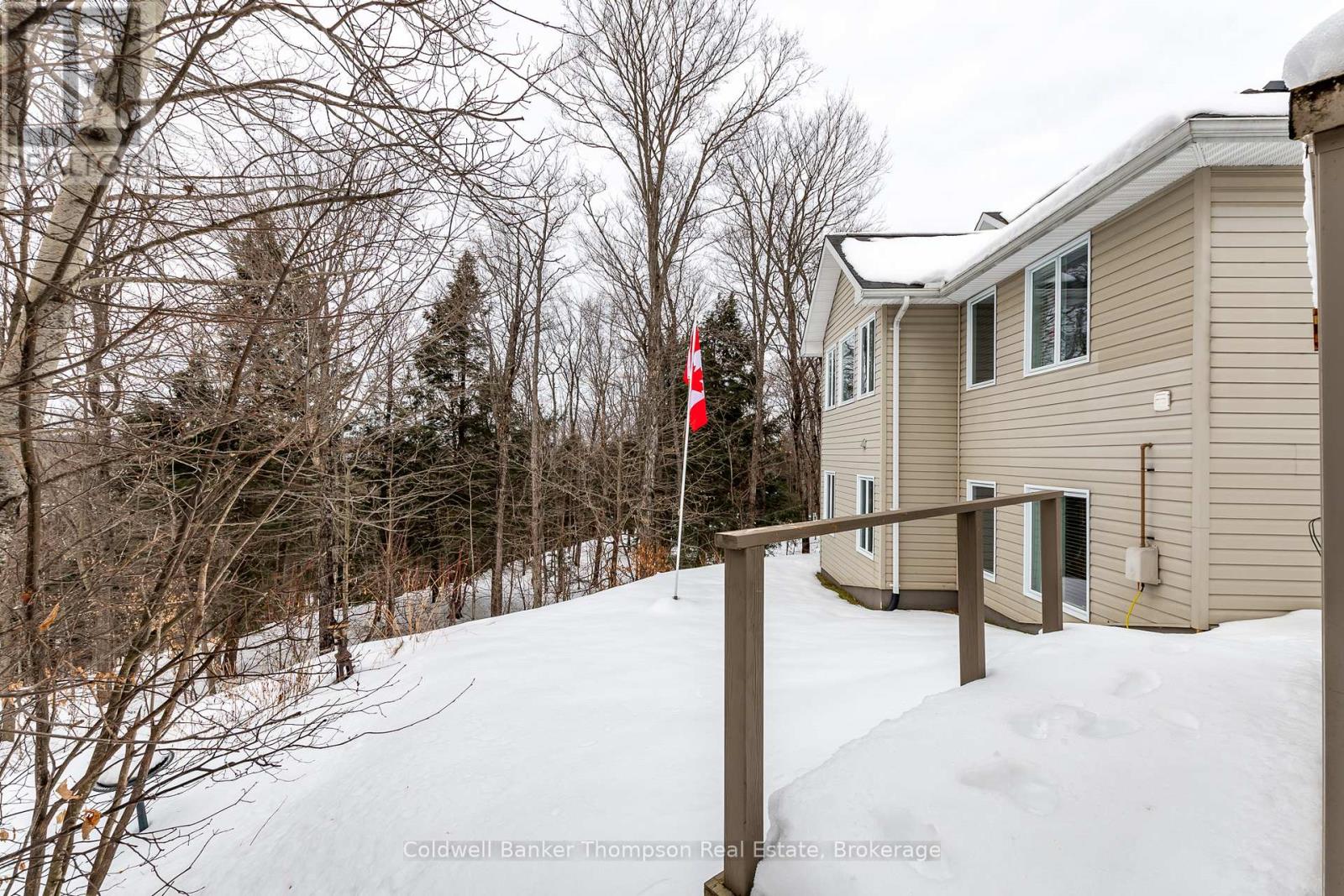 30 Deerfoot Trail, Huntsville, Ontario  P1H 0A6 - Photo 40 - X12456009