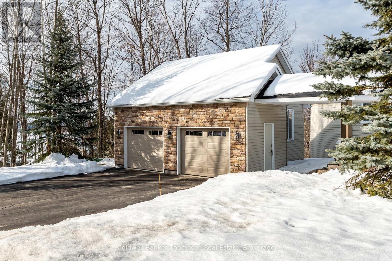 30 Deerfoot Trail, Huntsville, Ontario  P1H 0A6 - Photo 45 - X12456009