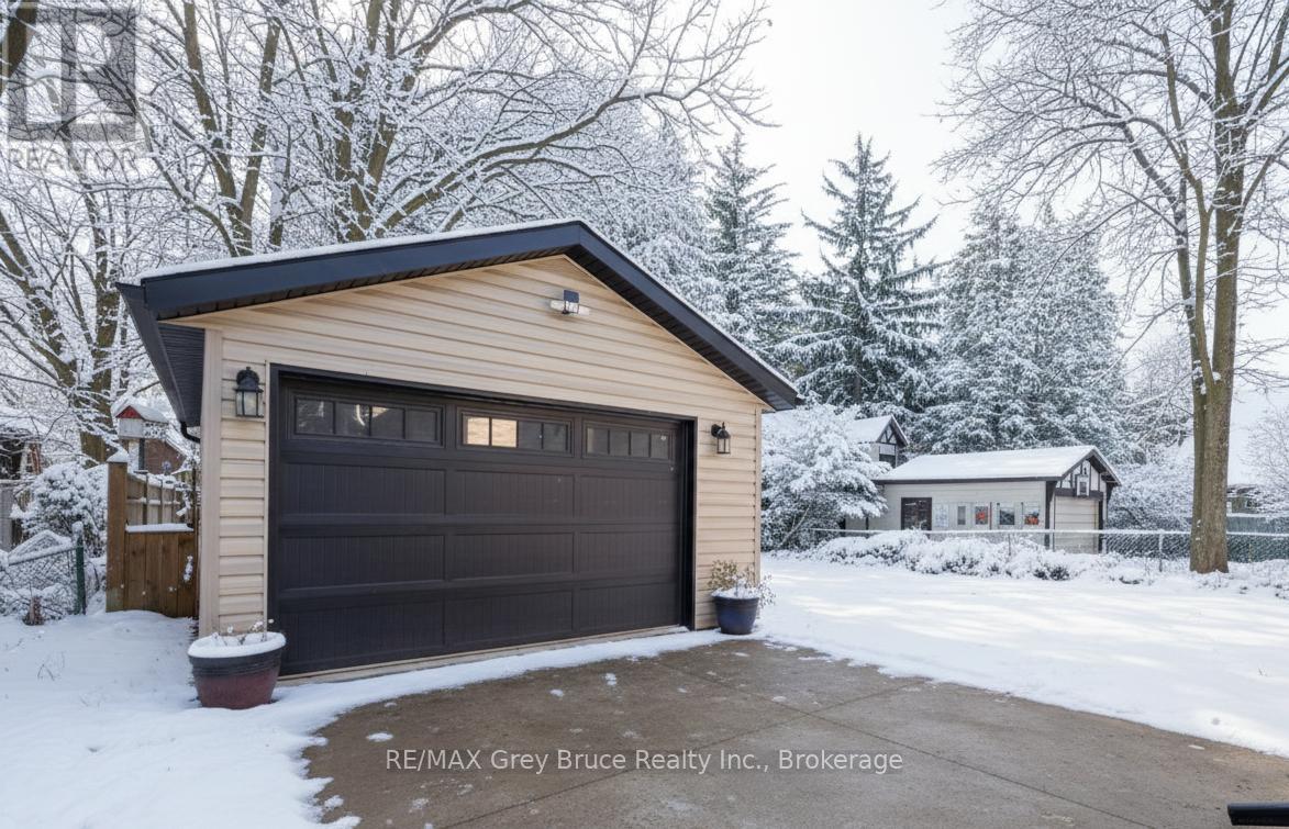 1075 4th Avenue W, Owen Sound, Ontario  N4K 4W1 - Photo 9 - X12653154