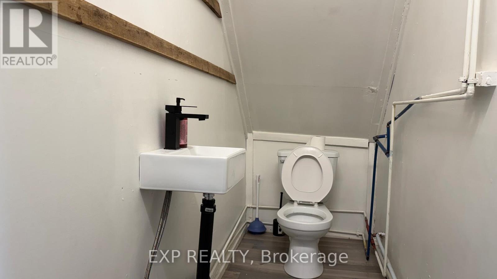 44 King Street, Quinte West, Ontario  K8V 3V8 - Photo 8 - X12653116