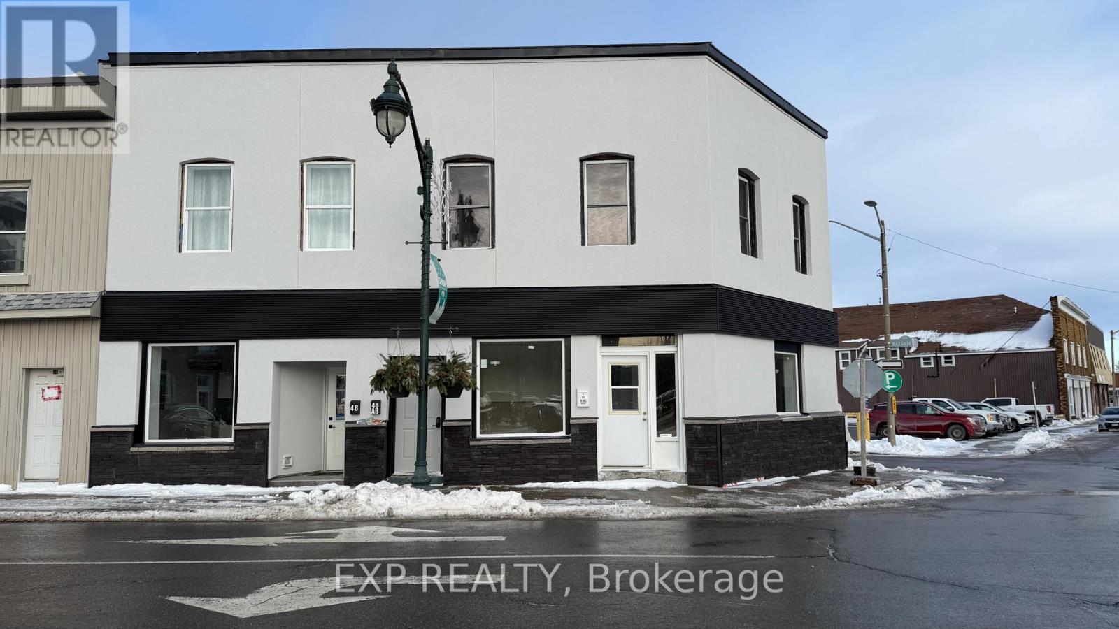 48 King Street, Quinte West, Ontario  K8V 3V8 - Photo 1 - X12653126