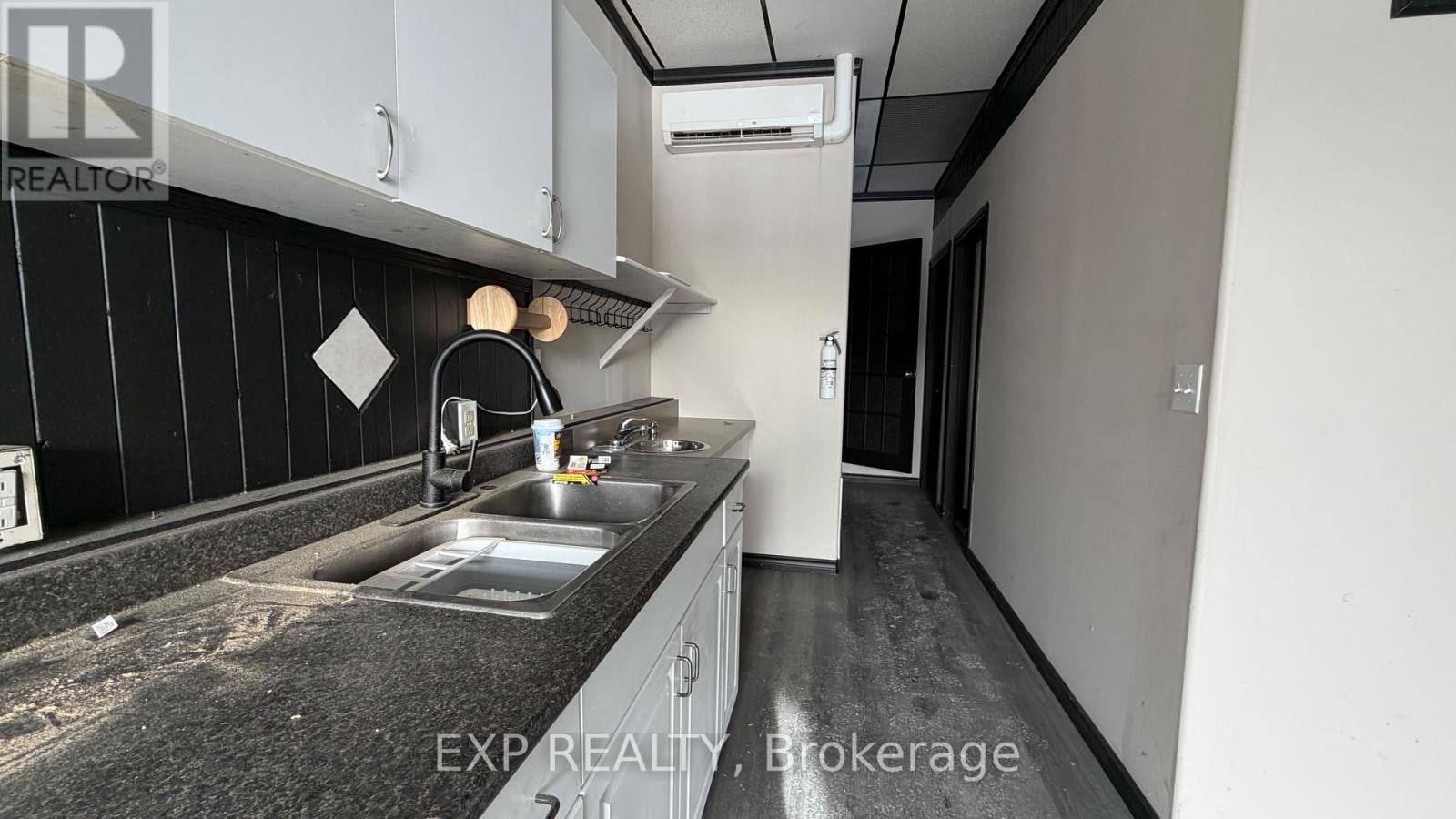 48 King Street, Quinte West, Ontario  K8V 3V8 - Photo 6 - X12653126