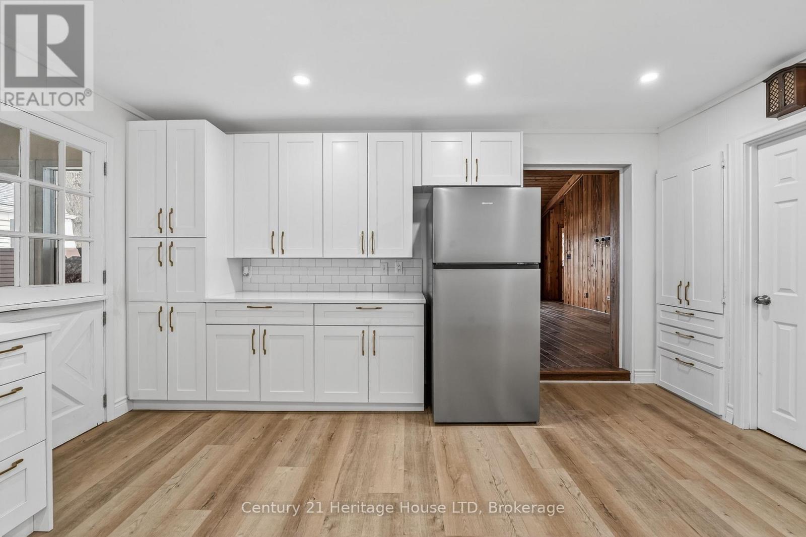 500 Lakeshore Road, Fort Erie, Ontario  L2A 1B5 - Photo 10 - X12603774