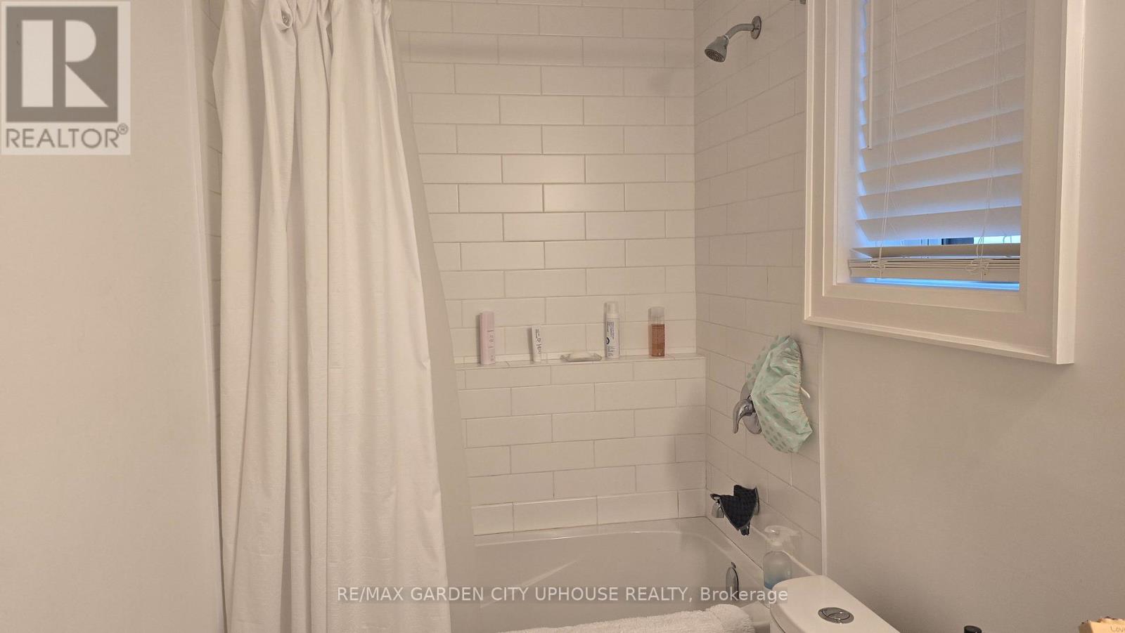 25 Cherry Street, St. Catharines (Downtown), Ontario  L2R 5M5 - Photo 8 - X12653114