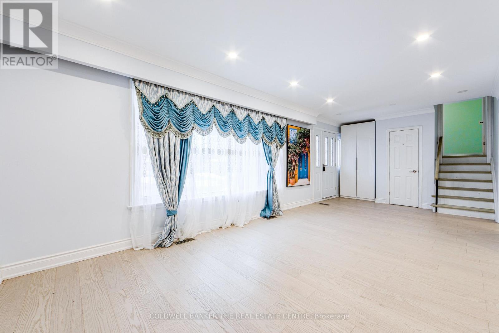 Main Floor - 20 Rossander Court, Toronto, Ontario  M1J 2B7 - Photo 7 - E12653096