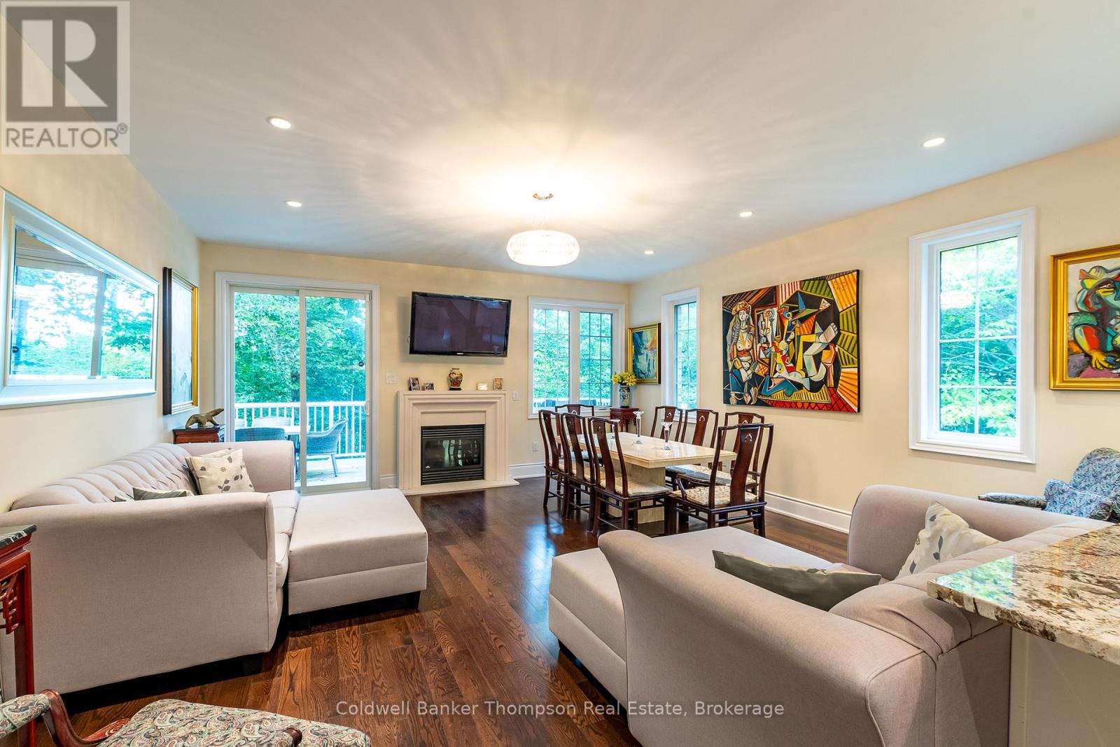 16 Deerfoot Trail, Huntsville, Ontario  P1H 0A6 - Photo 22 - X12428732