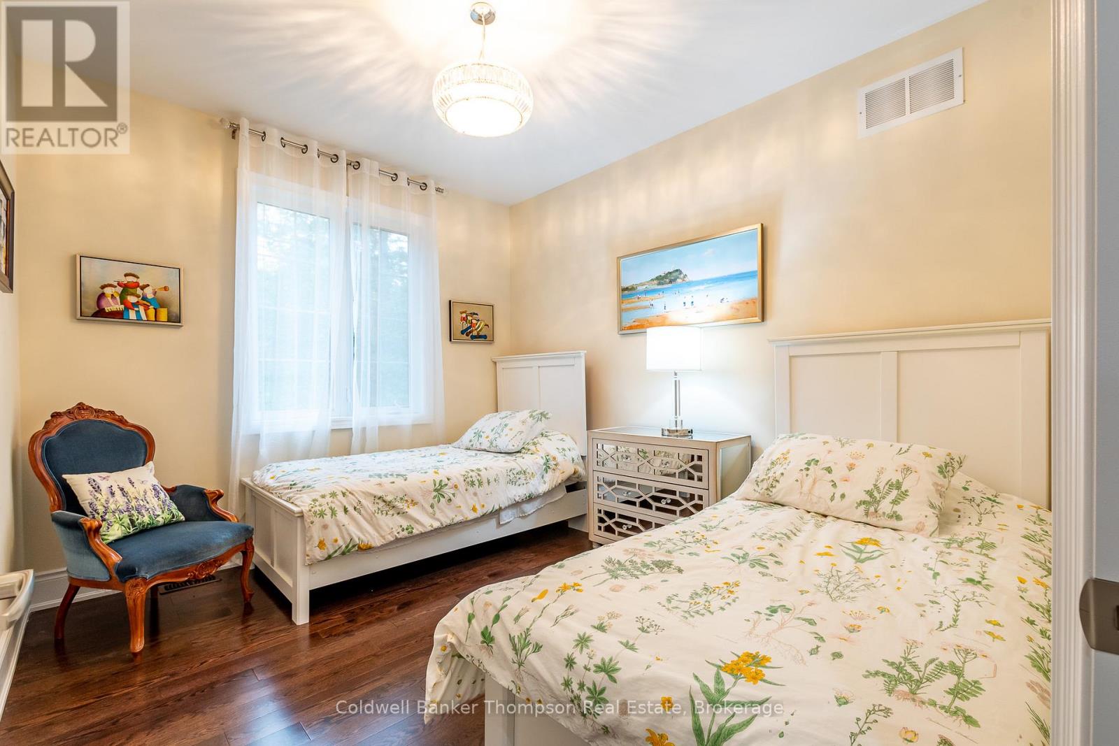 16 Deerfoot Trail, Huntsville, Ontario  P1H 0A6 - Photo 13 - X12428732