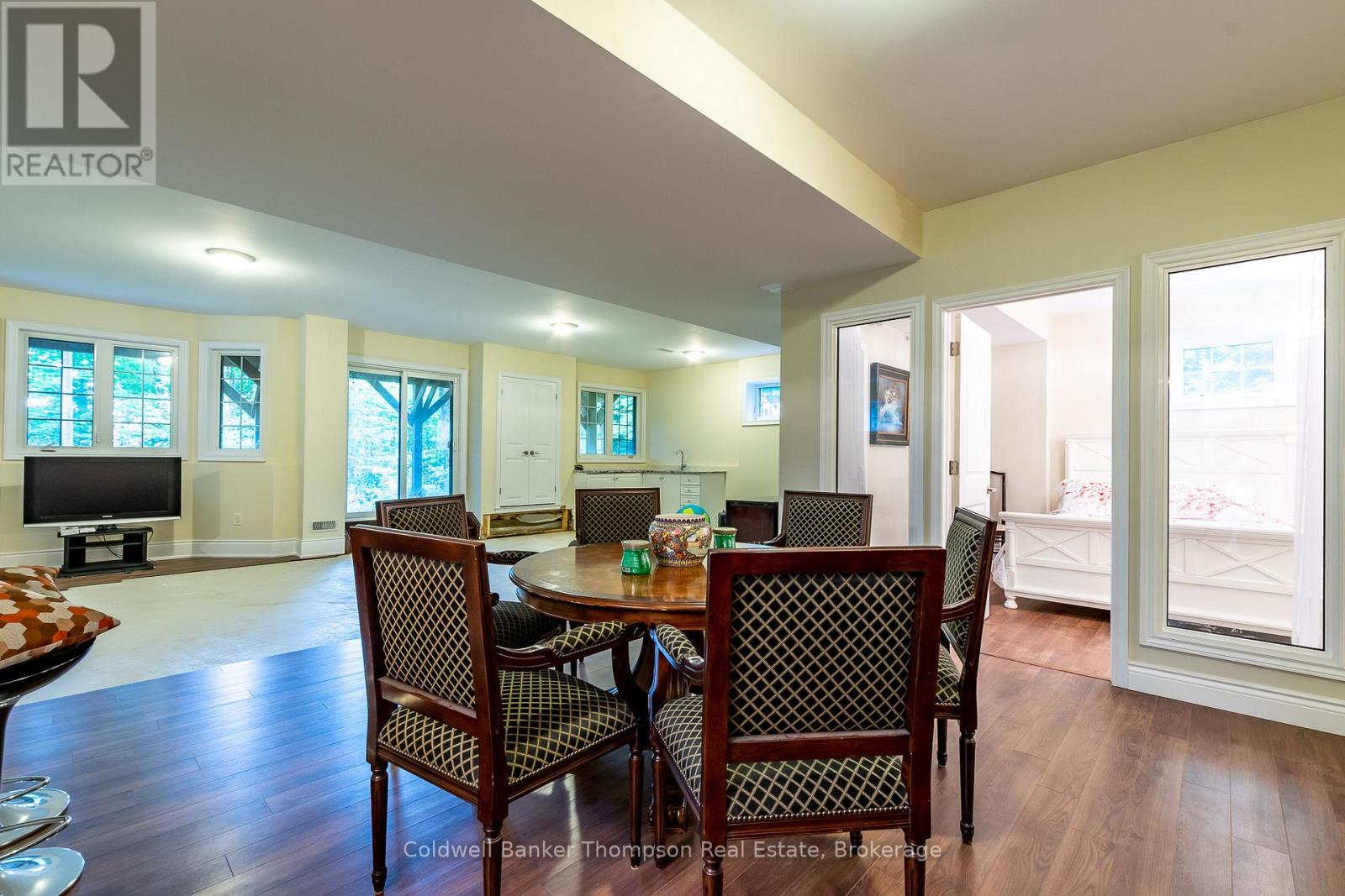 16 Deerfoot Trail, Huntsville, Ontario  P1H 0A6 - Photo 37 - X12428732