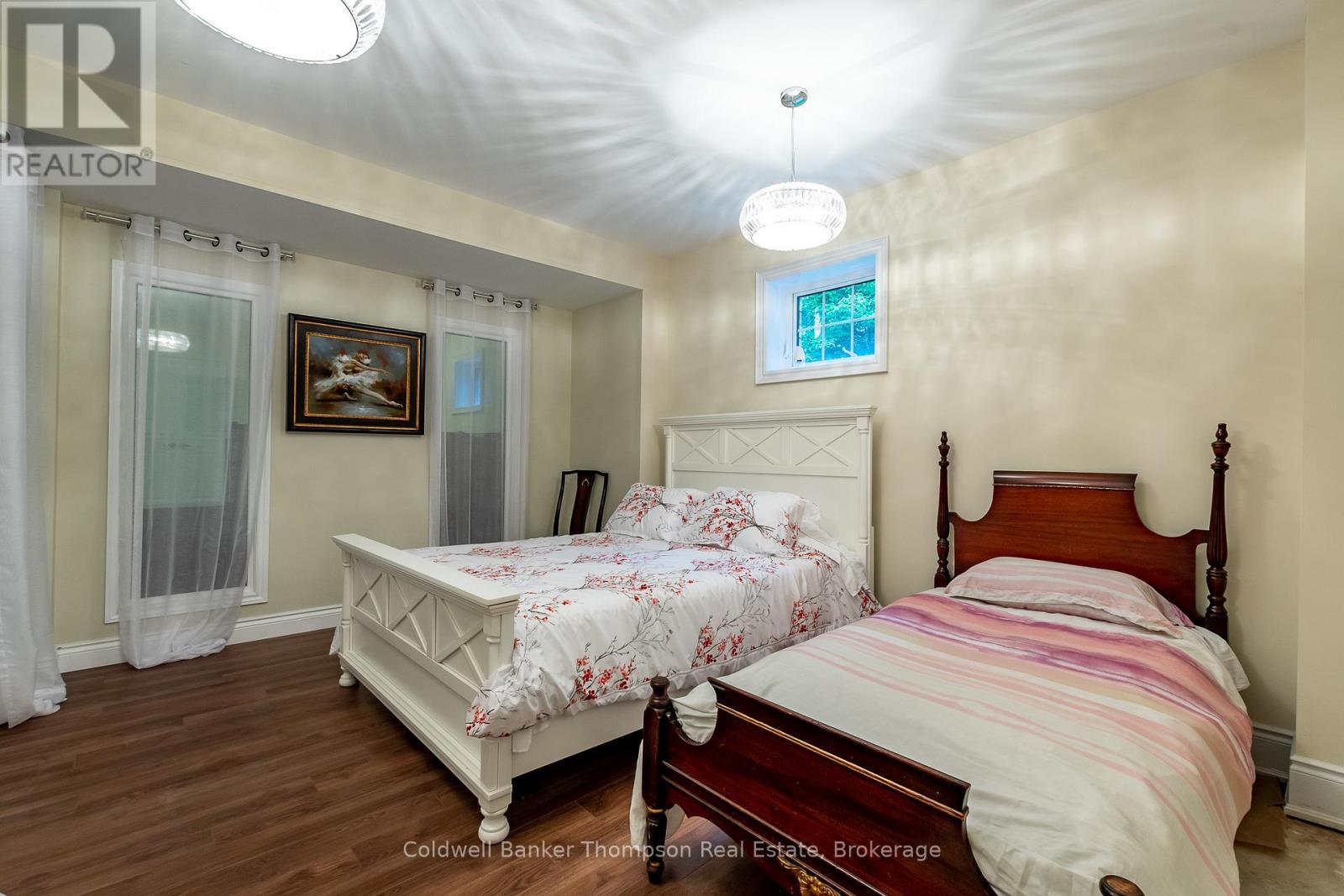 16 Deerfoot Trail, Huntsville, Ontario  P1H 0A6 - Photo 35 - X12428732