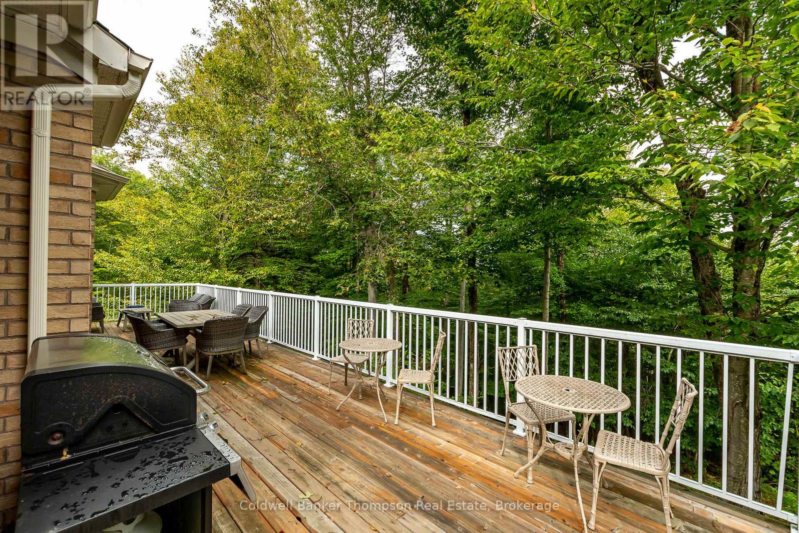 16 Deerfoot Trail, Huntsville, Ontario  P1H 0A6 - Photo 38 - X12428732