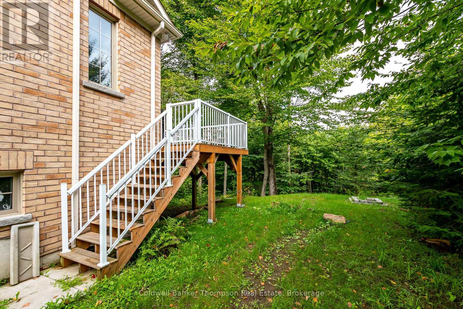 16 Deerfoot Trail, Huntsville, Ontario  P1H 0A6 - Photo 46 - X12428732