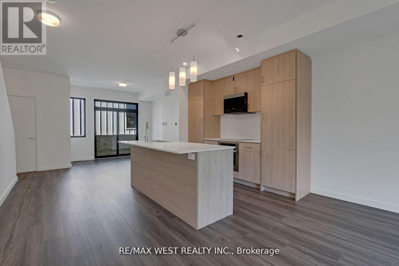 10 Rainwater Lane, Barrie (Holly), Ontario  L4N 9J6 - Photo 13 - S12653128