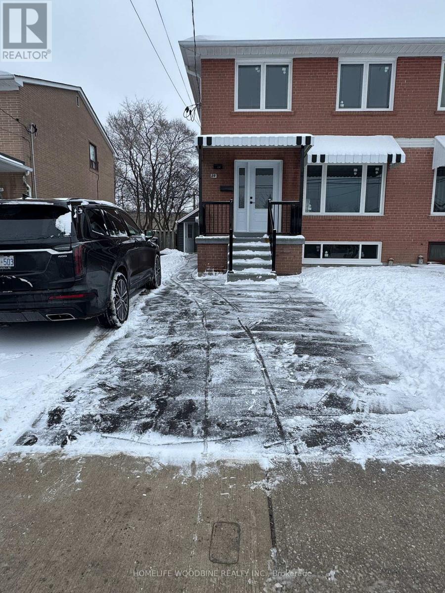 MAIN - 29 HABITANT DRIVE, Toronto, Ontario