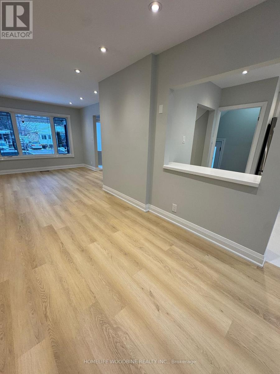 Main - 29 Habitant Drive, Toronto, Ontario  M9M 2N7 - Photo 9 - W12653142