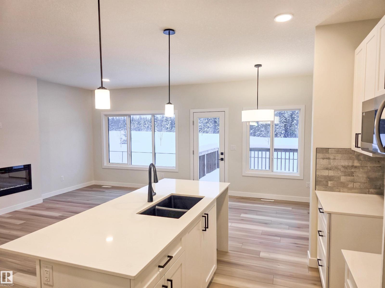 135 Hilton Cv, Spruce Grove, Alberta  T7X 1Y4 - Photo 4 - E4466876