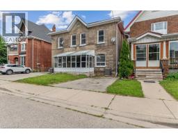 32 ARTHUR Street, brantford, Ontario