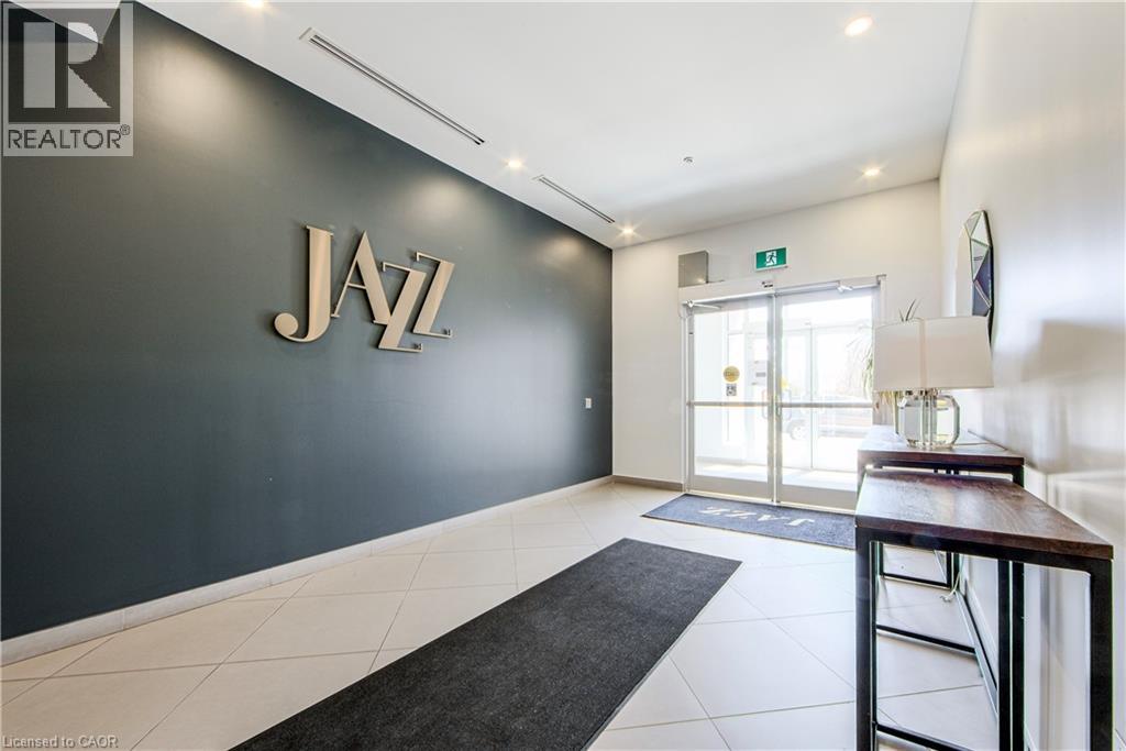 457 Plains Road E Unit# 109, Burlington, Ontario  L7T 2E2 - Photo 2 - 40766755