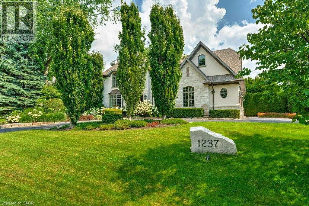 1237 Donlea Crescent, Oakville, Ontario  L6J 1V8 - Photo 3 - 40767286