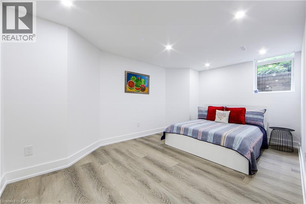 1319 Greeneagle Drive, Oakville, Ontario  L6M 2N1 - Photo 31 - 40770672