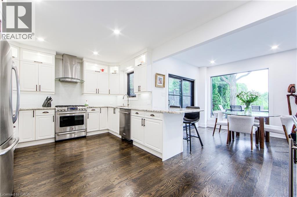 1319 Greeneagle Drive, Oakville, Ontario  L6M 2N1 - Photo 9 - 40770672