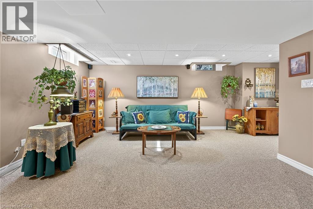 31 Elderberry Avenue, Grimsby, Ontario  L3M 5R5 - Photo 36 - 40775067