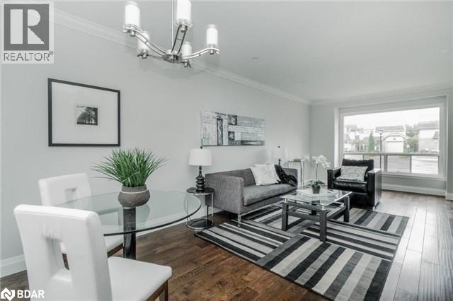 1534 Forestdale Court, Oakville, Ontario  L6H 3A1 - Photo 6 - 40787007