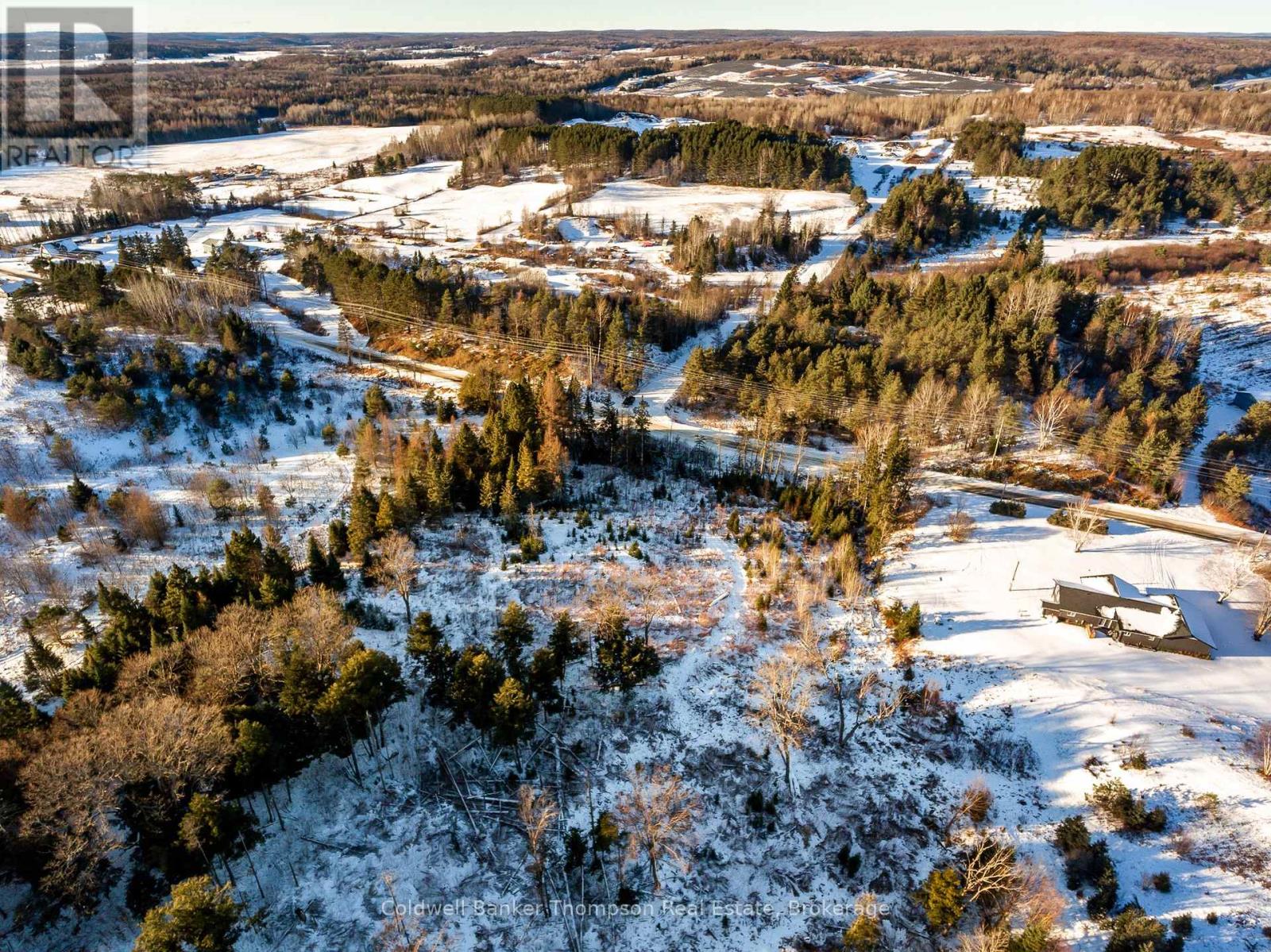 223 Peggs Mountain Road, Armour, Ontario  P0A 1C0 - Photo 12 - X12428755