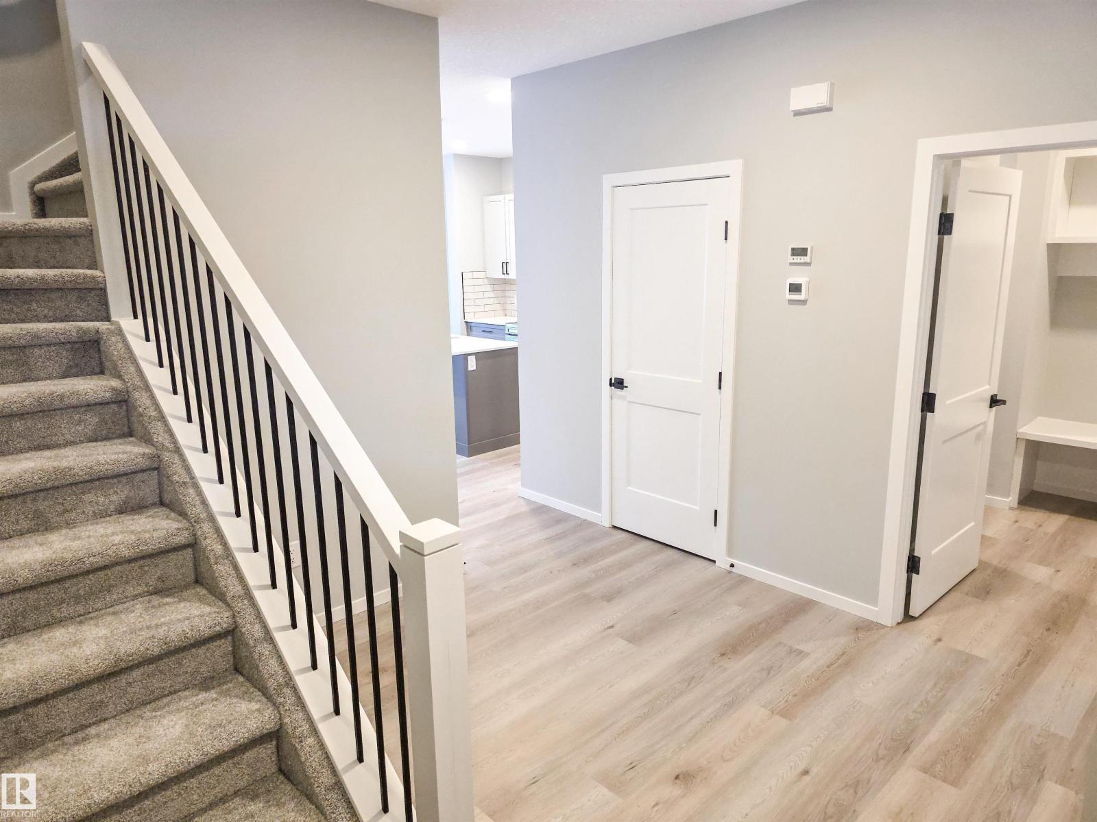 1142 South Creek Wd, Stony Plain, Alberta  T7Z 0J9 - Photo 2 - E4467451