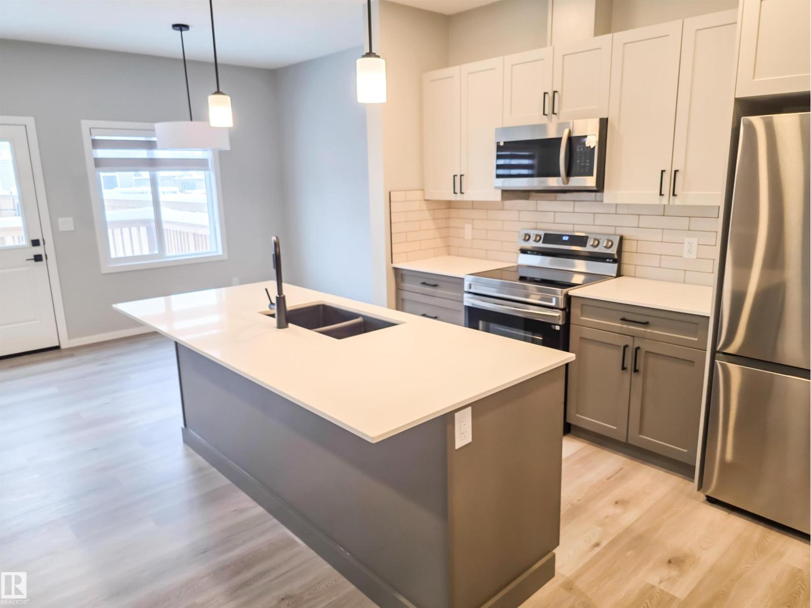 1142 South Creek Wd, Stony Plain, Alberta  T7Z 0J9 - Photo 4 - E4467451