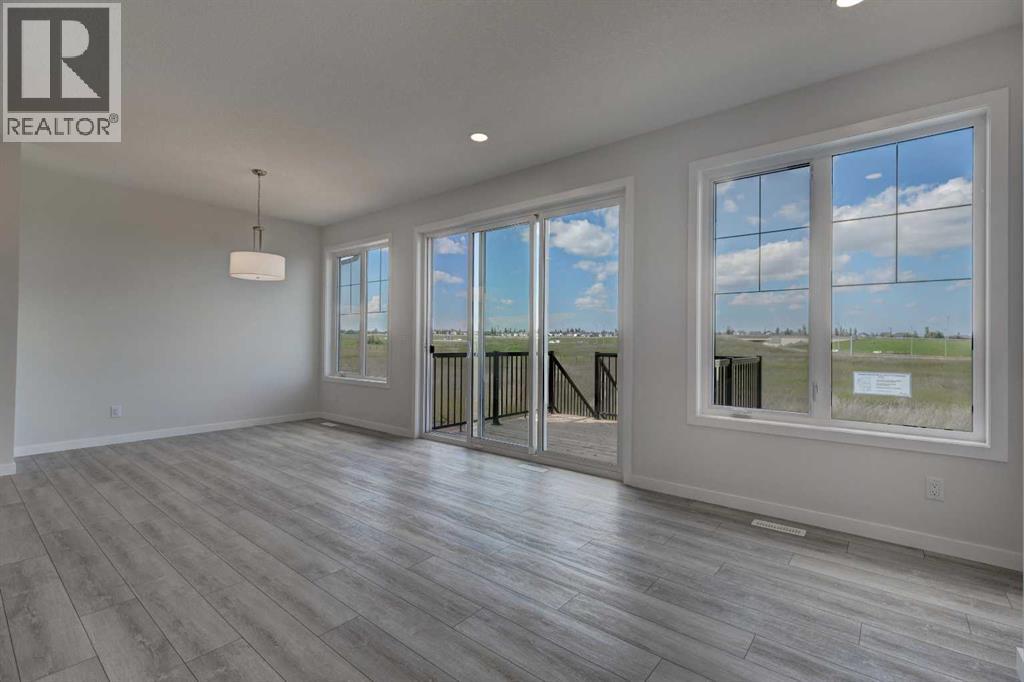 98 Silver Spruce Road Sw, Calgary, Alberta  T2X 6A7 - Photo 11 - A2244537