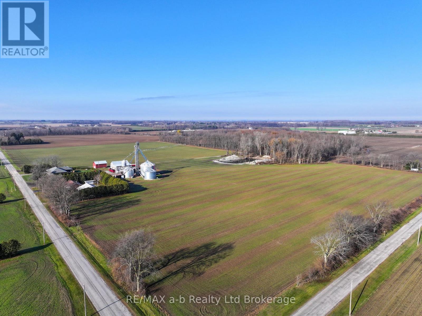 127 Windham Rd 7, Norfolk, Ontario N0E 1H0 - Photo 2 - X12597590