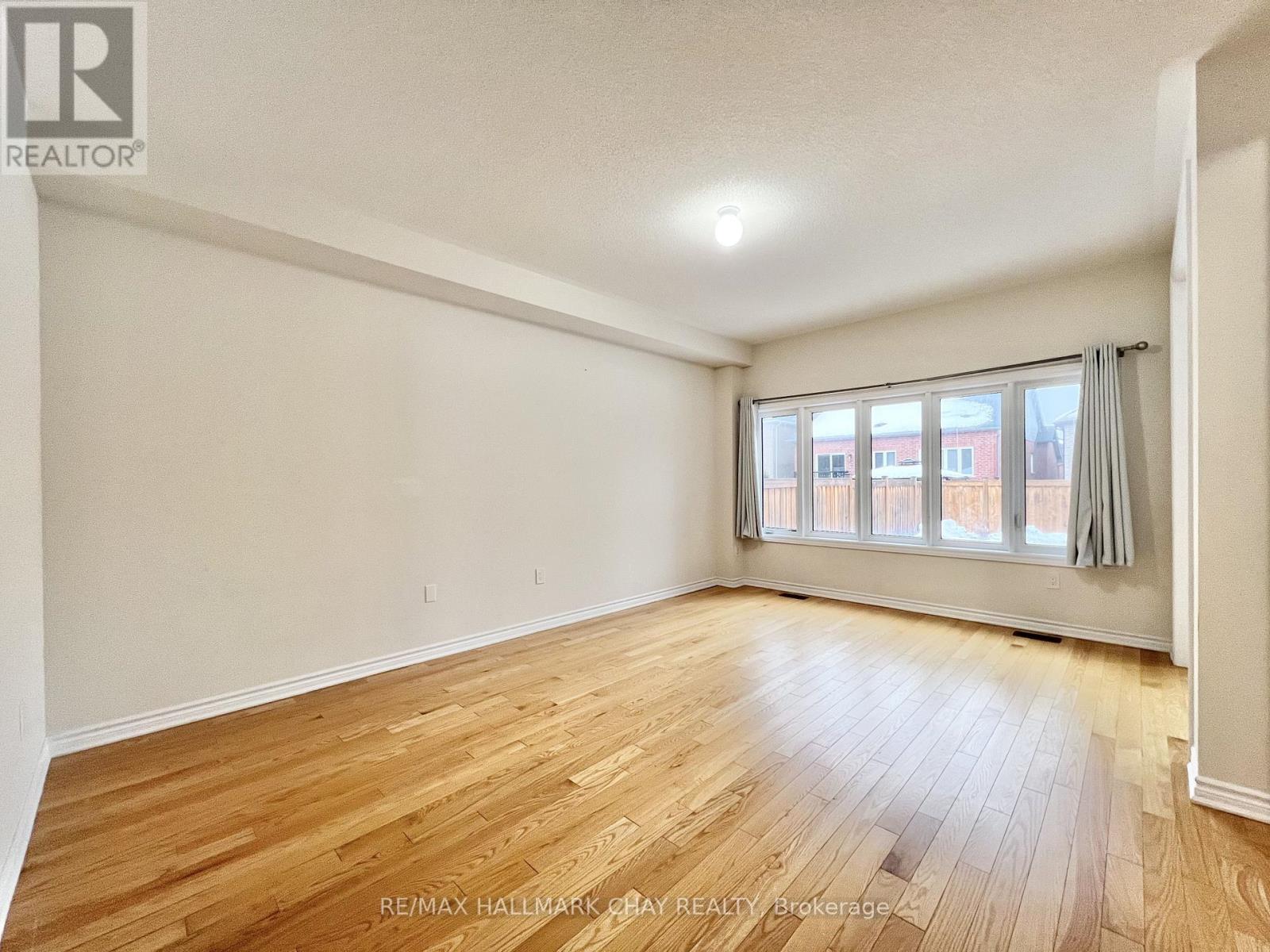 975 Barton Way, Innisfil, Ontario  L9S 0N5 - Photo 10 - N12653170