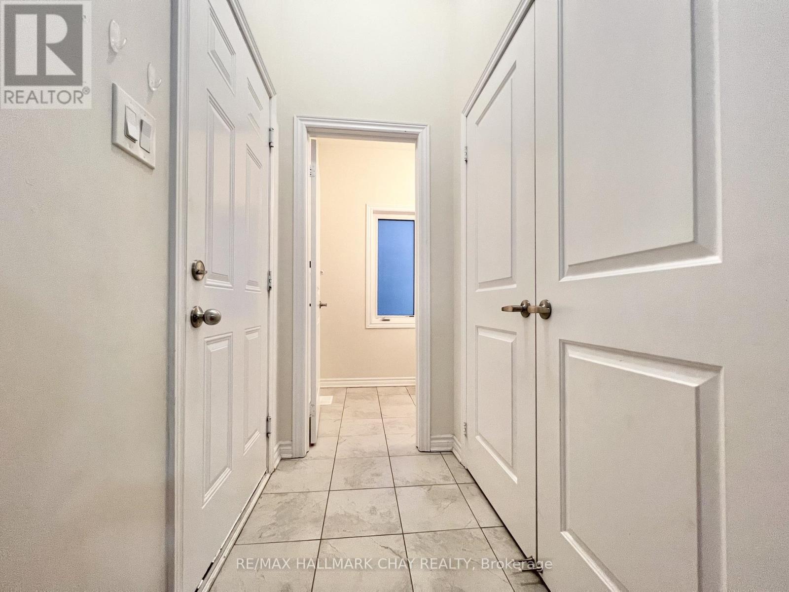 975 Barton Way, Innisfil, Ontario  L9S 0N5 - Photo 19 - N12653170