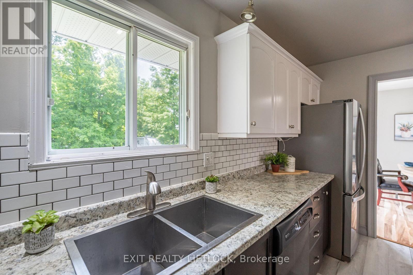 1220 Tara Road, Selwyn, Ontario  K0L 1T0 - Photo 13 - X12579026