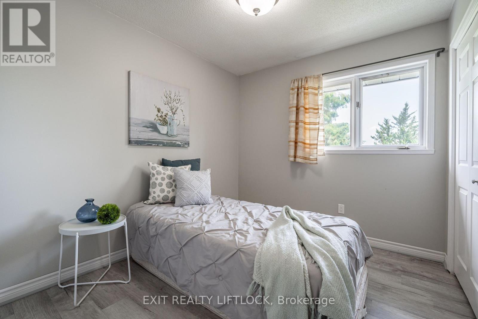 1220 Tara Road, Selwyn, Ontario  K0L 1T0 - Photo 19 - X12579026