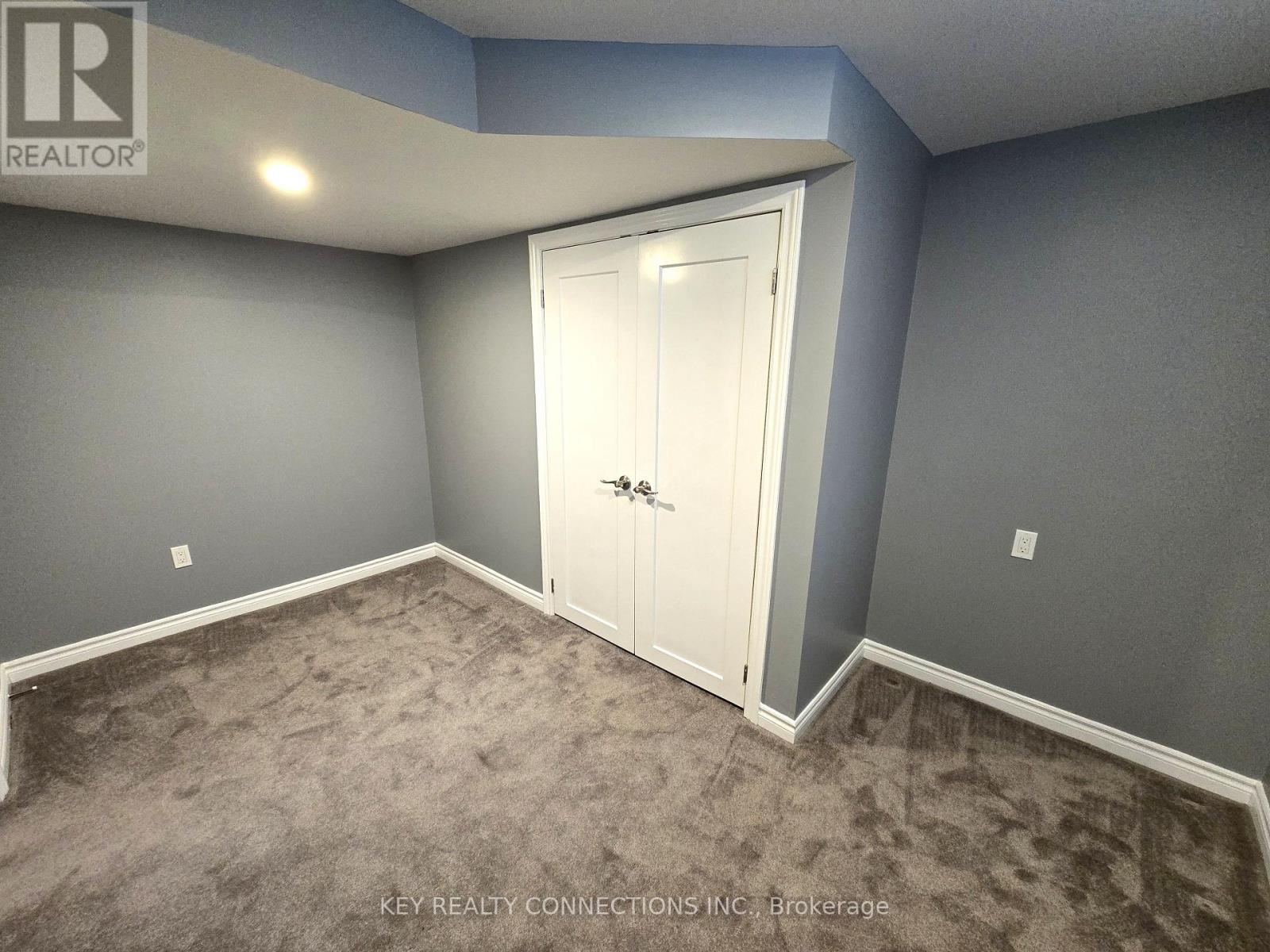 2425 Headon Forest Drive, Burlington, Ontario  L7M 3K7 - Photo 45 - W12653160