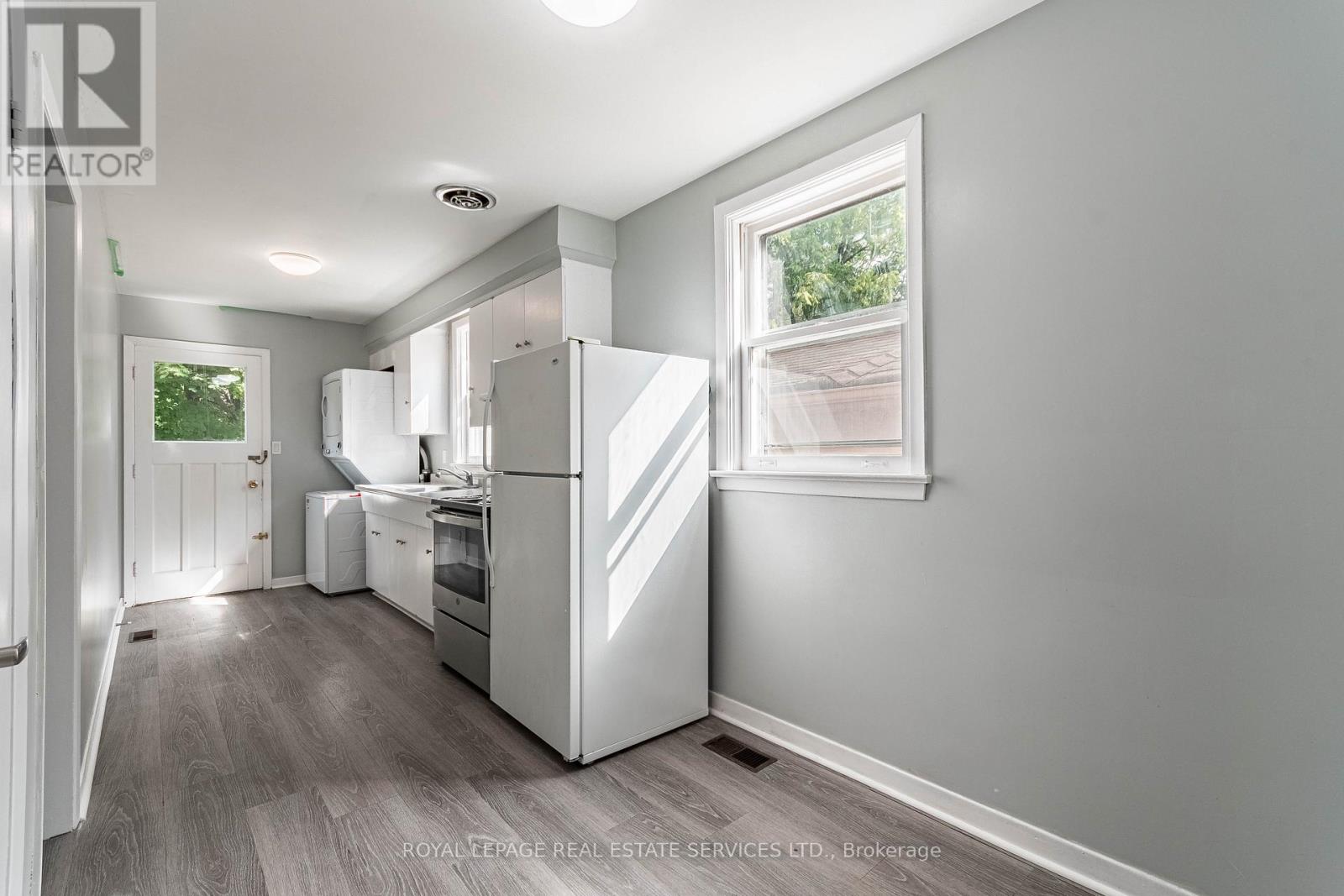 Main - 144 Lake Crescent, Toronto, Ontario  M8V 1W1 - Photo 2 - W12653178