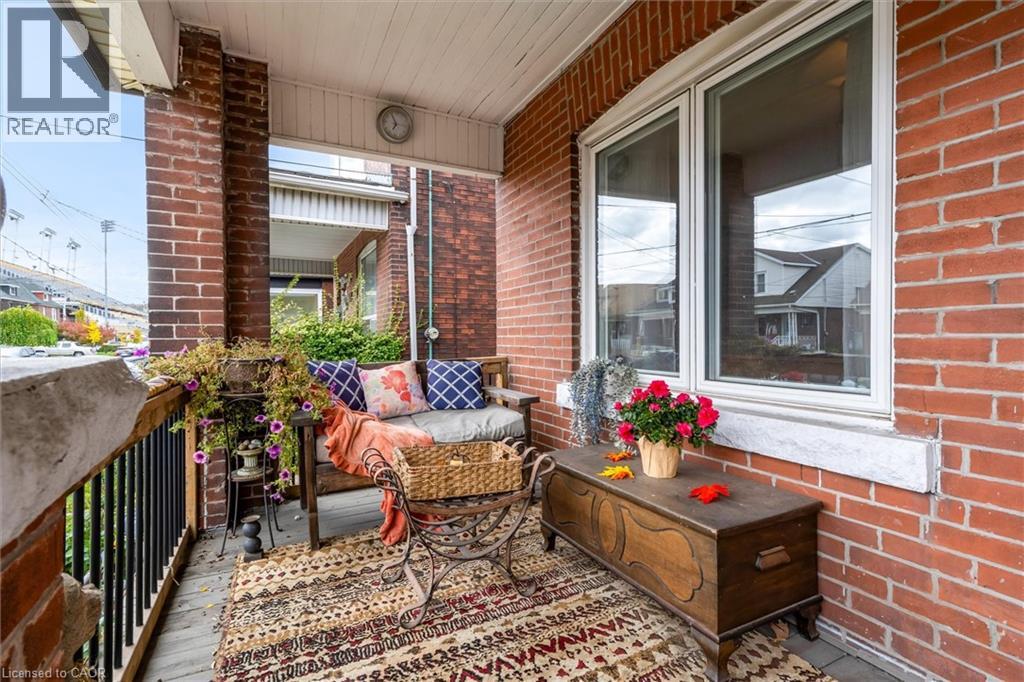 163 Leinster Avenue N, Hamilton, Ontario  L8L 6Y1 - Photo 3 - 40785498