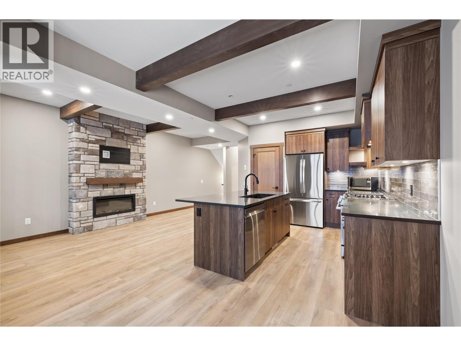 255 Feathertop Way Unit# 88, Big White, British Columbia  V1P 1T4 - Photo 6 - 10371044