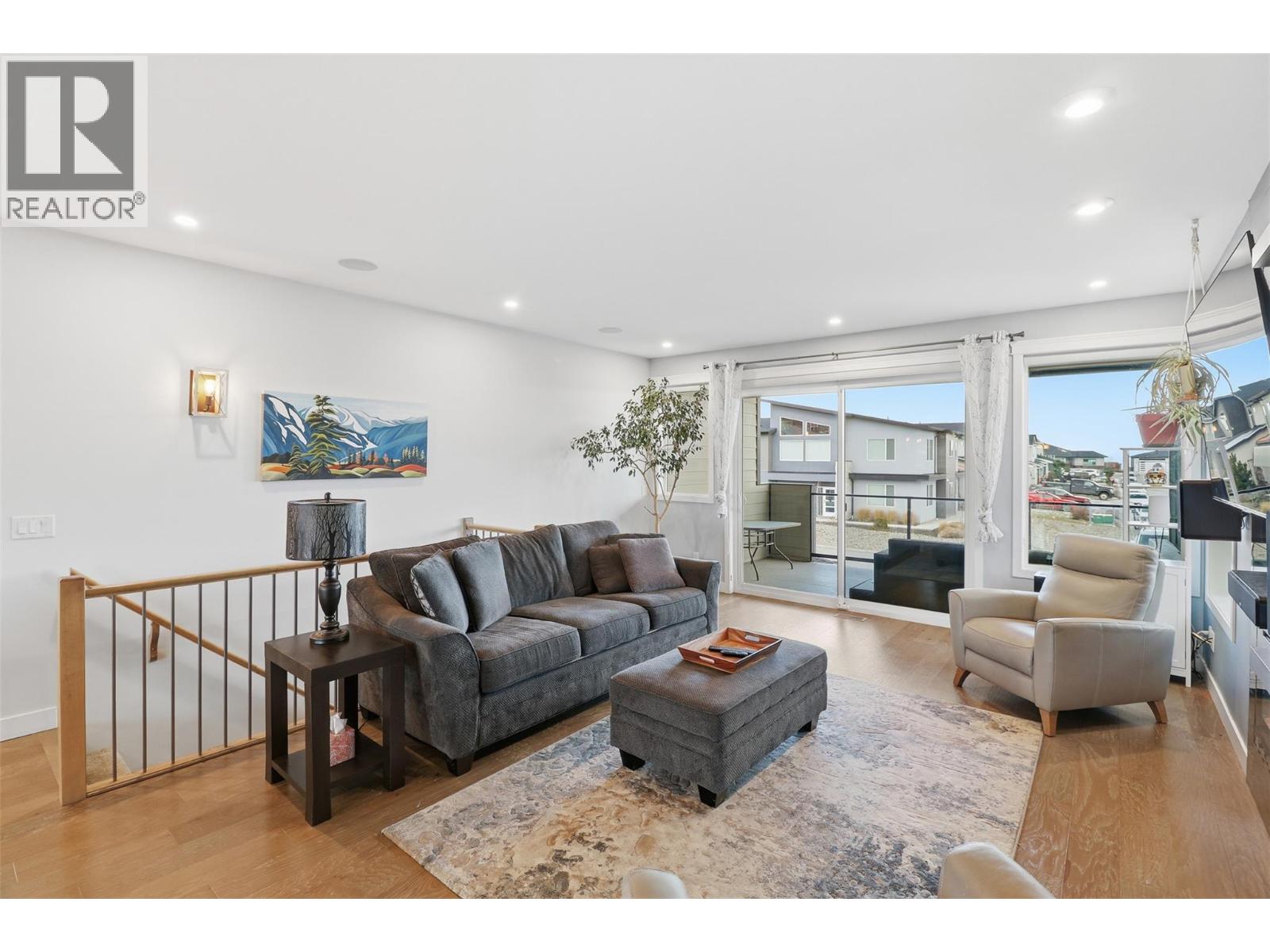 1332 Kinross Place, Kamloops, British Columbia  V1S 0B8 - Photo 7 - 10371637