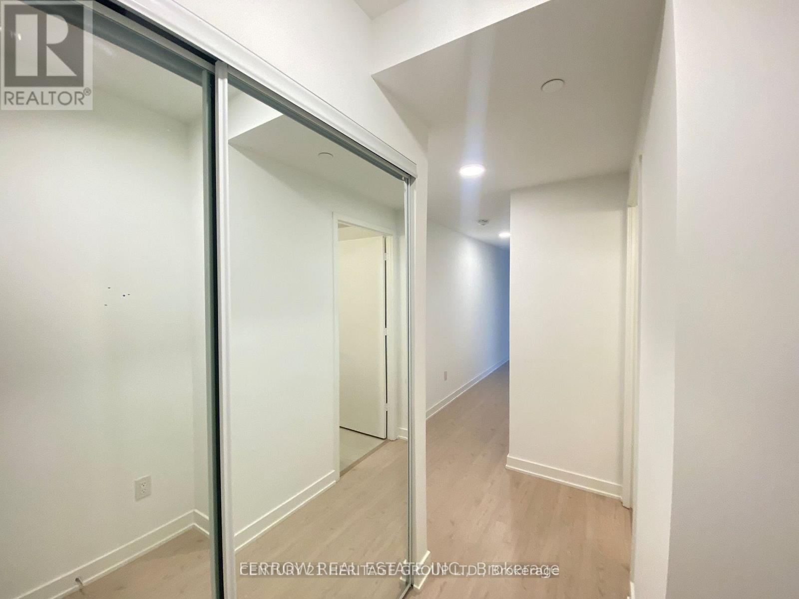 403 - 65 Mutual Street, Toronto, Ontario  M5B 2A9 - Photo 2 - C12653210