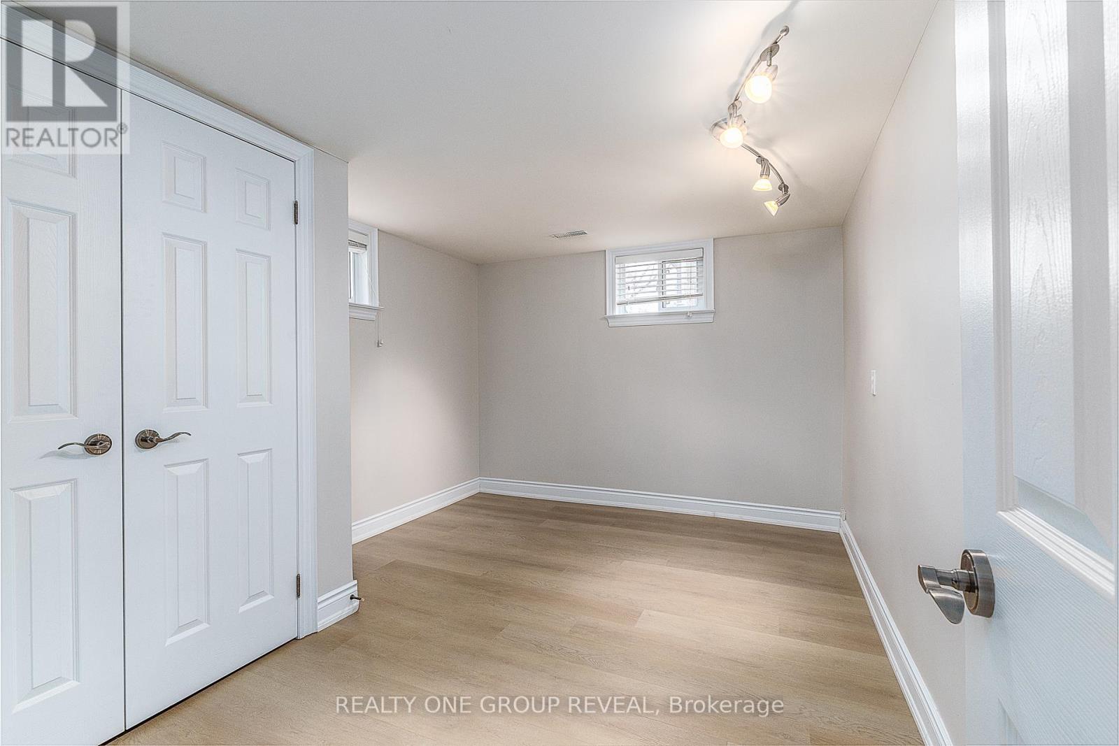 14 Taylor Road, Ajax, Ontario  L1S 2X4 - Photo 32 - E12653216