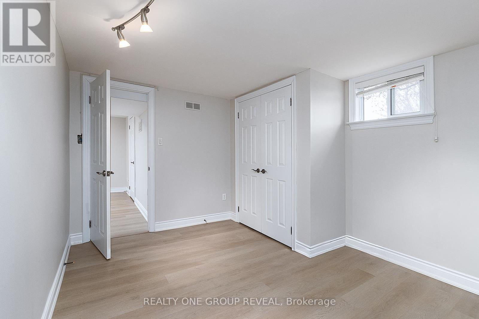 14 Taylor Road, Ajax, Ontario  L1S 2X4 - Photo 33 - E12653216