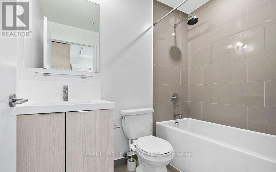 1611 - 225 Sumach Street, Toronto (Regent Park), Ontario  M5A 0P8 - Photo 13 - C12652496