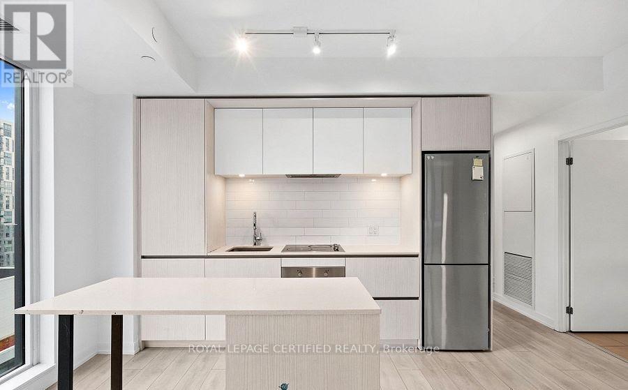 1611 - 225 Sumach Street, Toronto (Regent Park), Ontario  M5A 0P8 - Photo 4 - C12652496