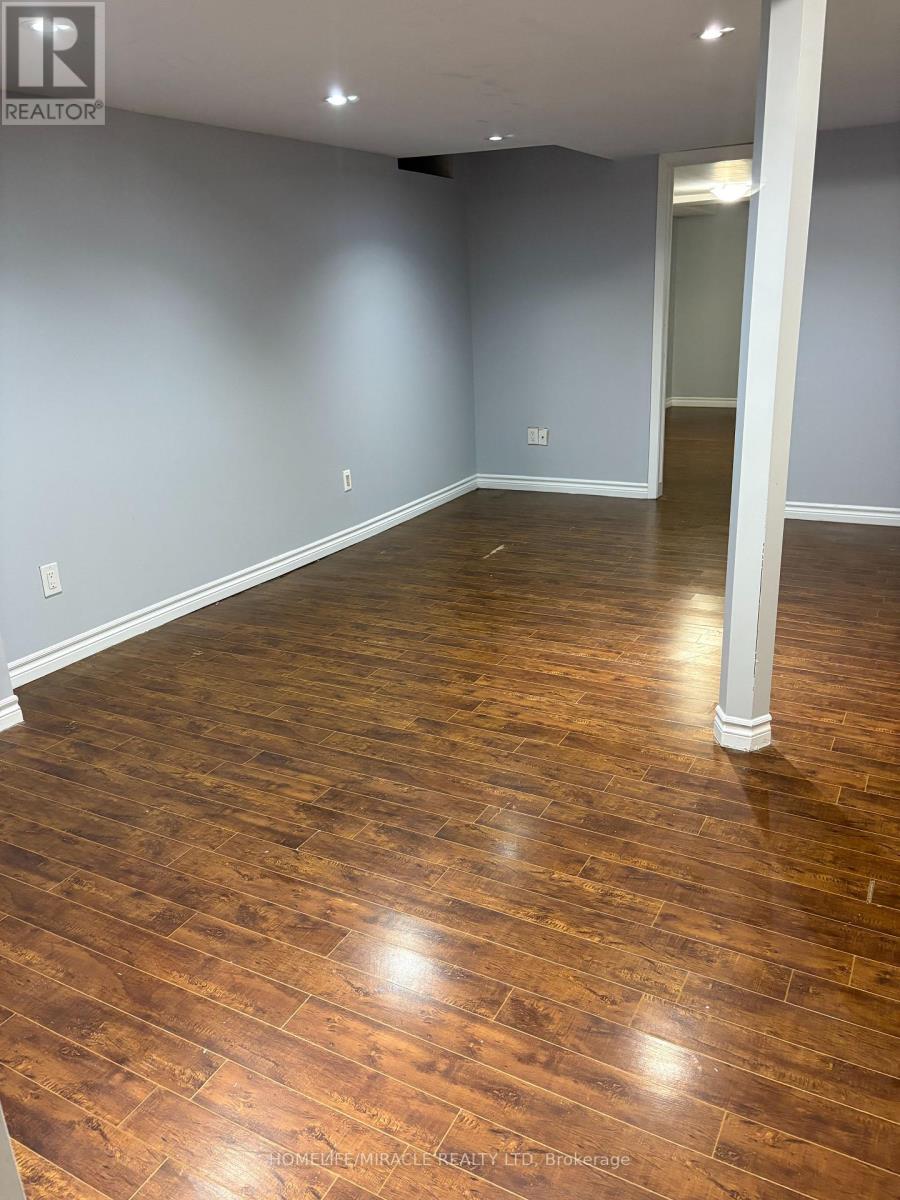 44 Altura Way, Brampton, Ontario  L6P 1A4 - Photo 17 - W12653224