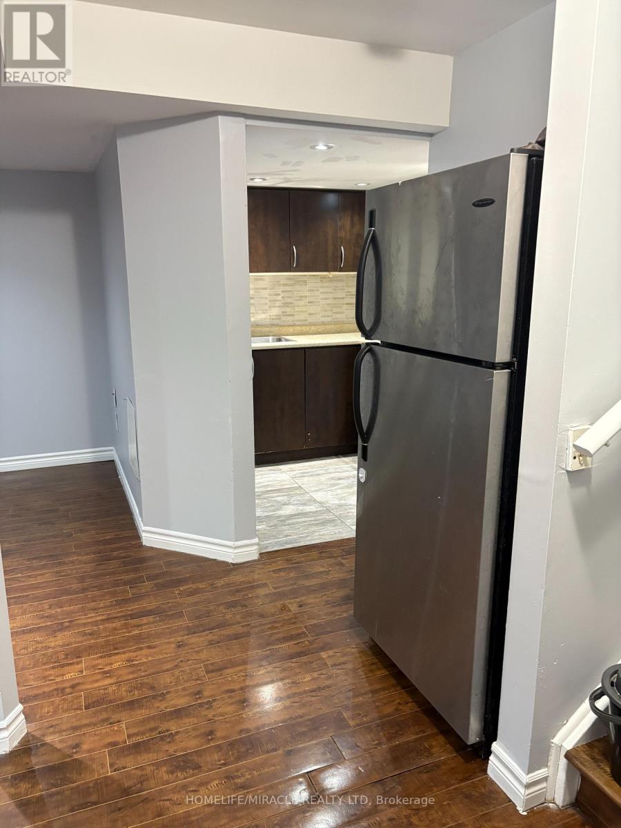 44 Altura Way, Brampton, Ontario  L6P 1A4 - Photo 19 - W12653224